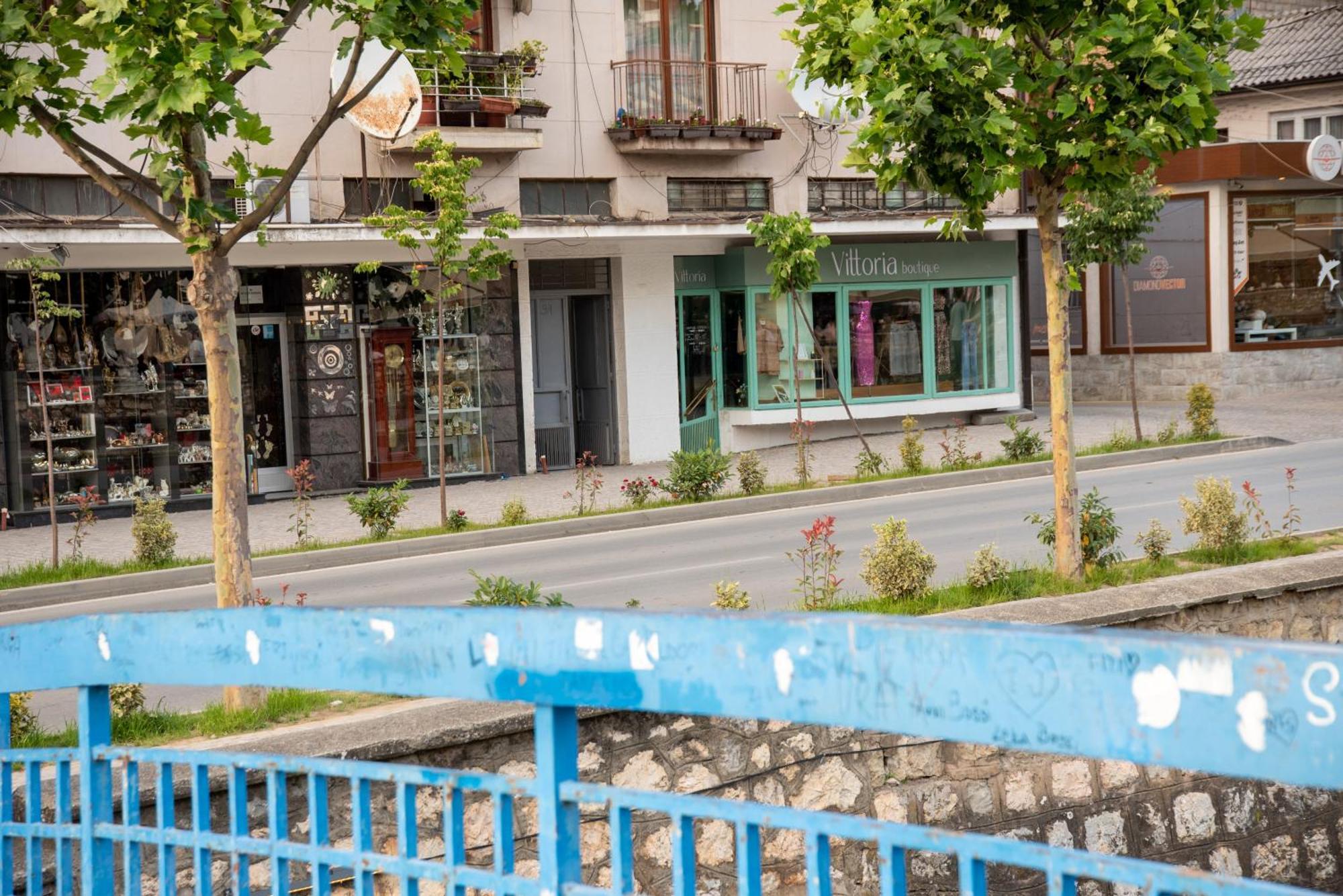 Nano Apartment Prizren Esterno foto